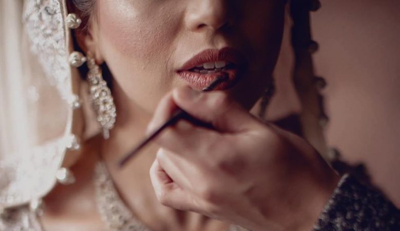Selecting the Perfect Bridal Lipstick for Your Wedding